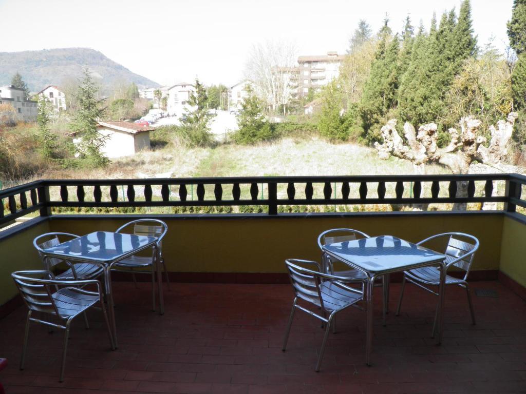 Hotel Restaurante Aldama อามูริโอ ภายนอก รูปภาพ